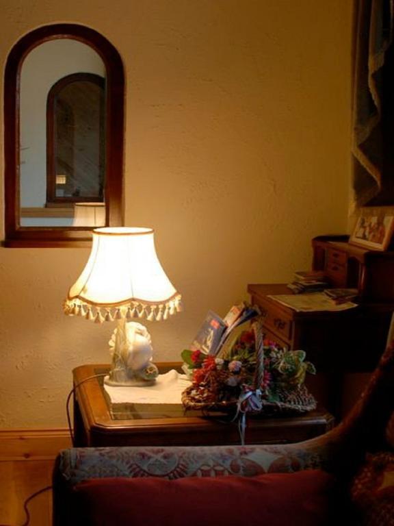 Hawthorn House Guesthouse Кенмар Экстерьер фото